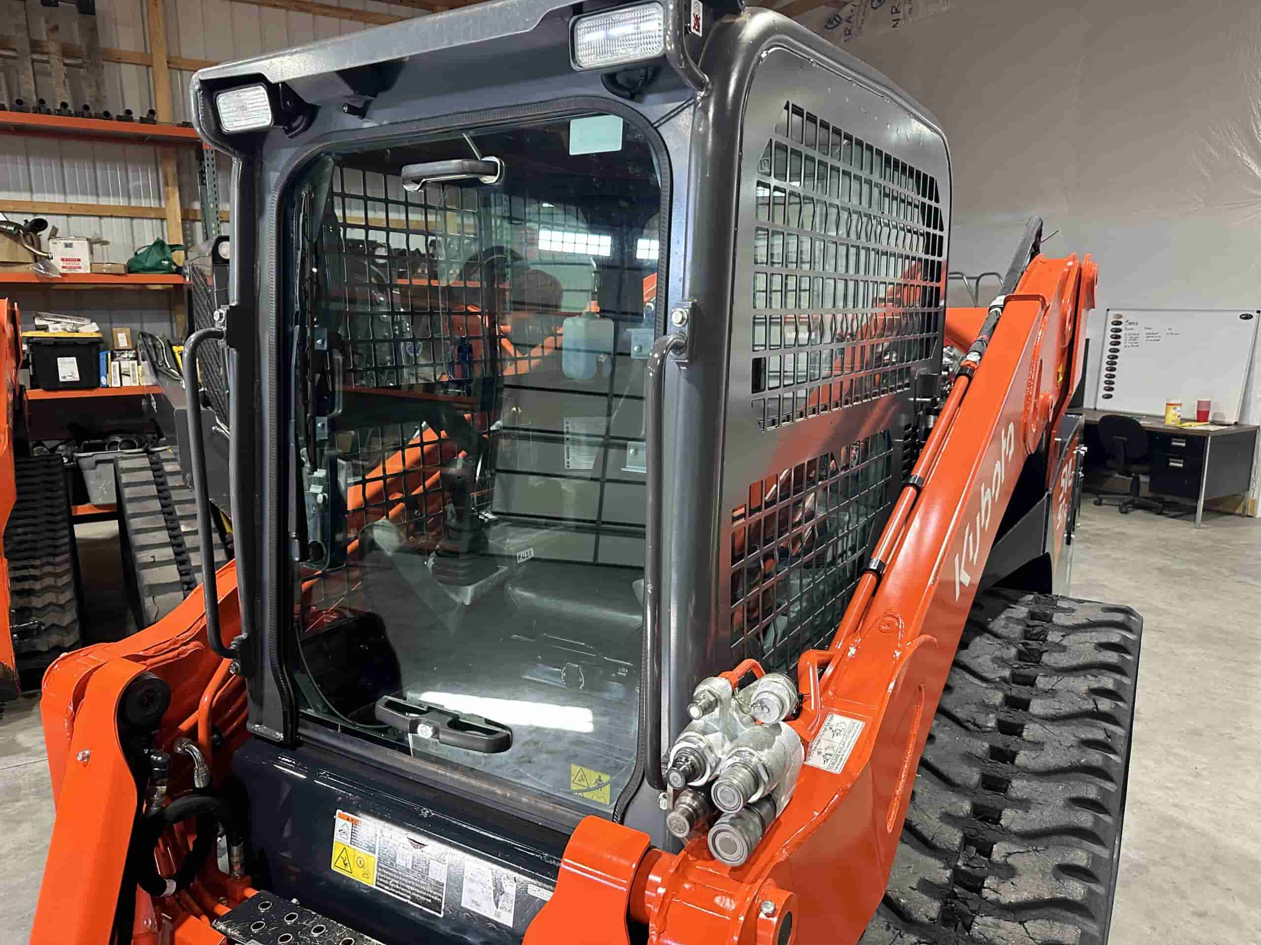 2022 KUBOTA SVL97-2
